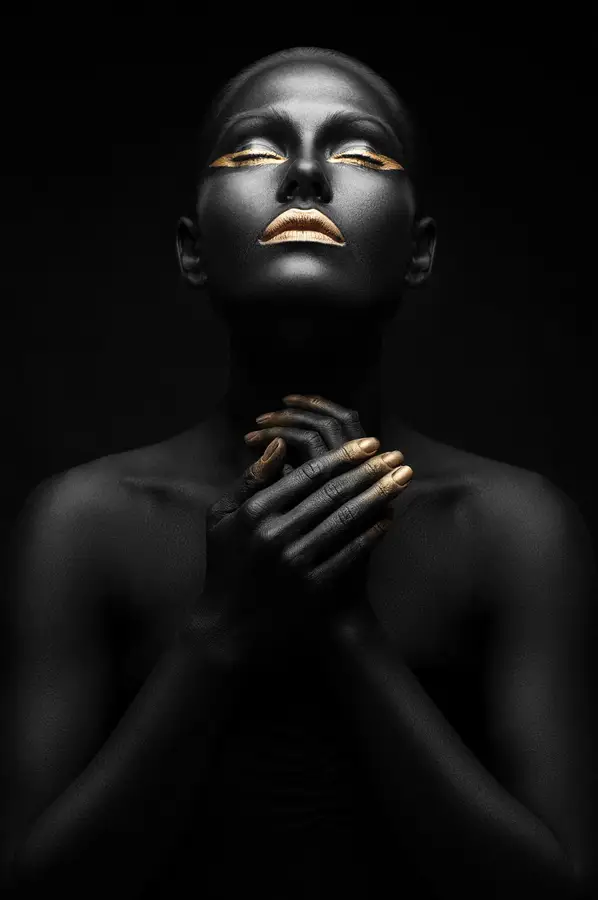 Black Body Paint Gold Eyes Lips Hands Wall Art — Memocult